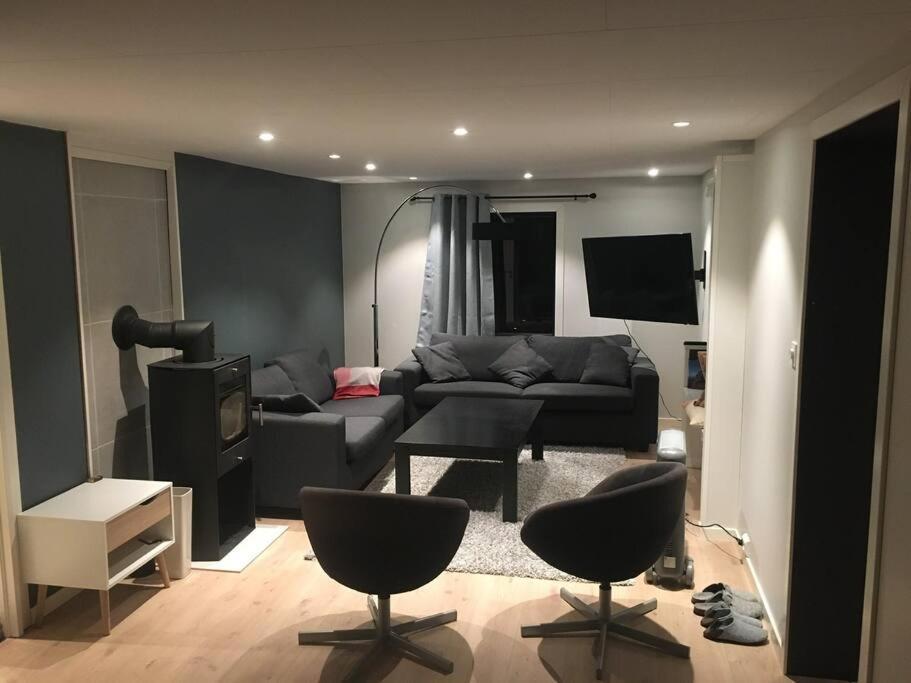 Senja, Skaland Apartment エクステリア 写真